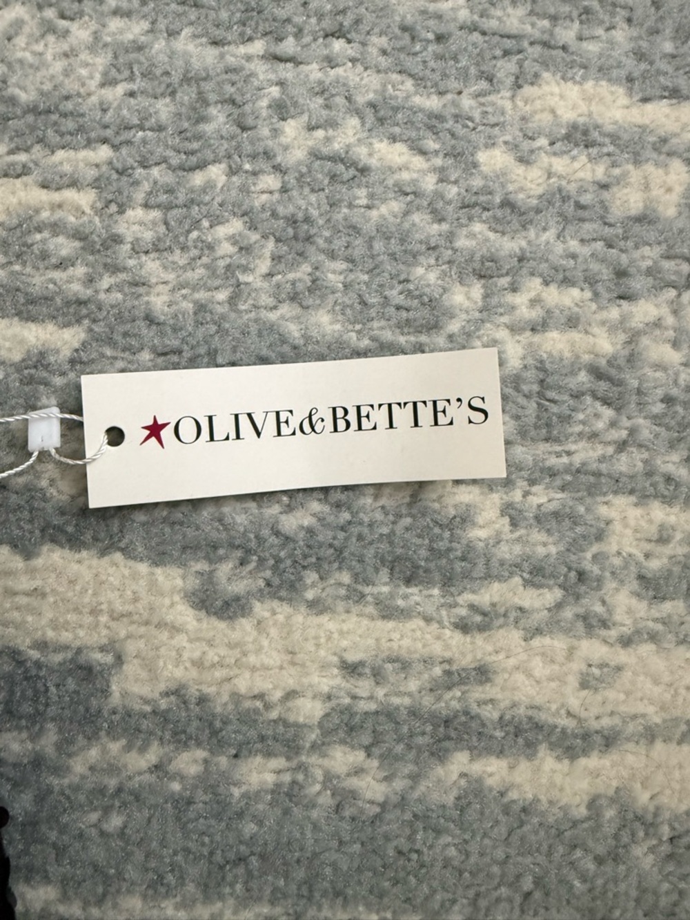 Olive and Bette’s High Waisted Sequin Midi Skirt - Picture 4 of 4